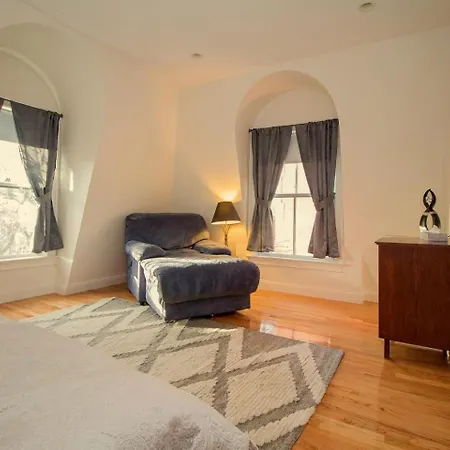 Modern Townhome,Boston Vacation,2 Bath,Pkg,Deck Brookline Exterior photo