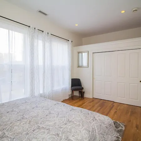 Modern Townhome,Boston Vacation,2 Bath,Pkg,Deck Brookline Exterior photo