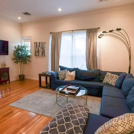 Modern Townhome,Boston Vacation,2 Bath,Pkg,Deck Brookline Exterior photo
